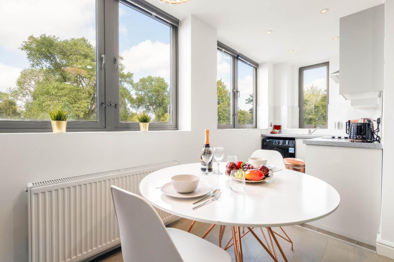 Haus Luxury Apartment - Perry Barr - Parking - Smart Tv - Wifi - Top Rated バーミンガム エクステリア 写真